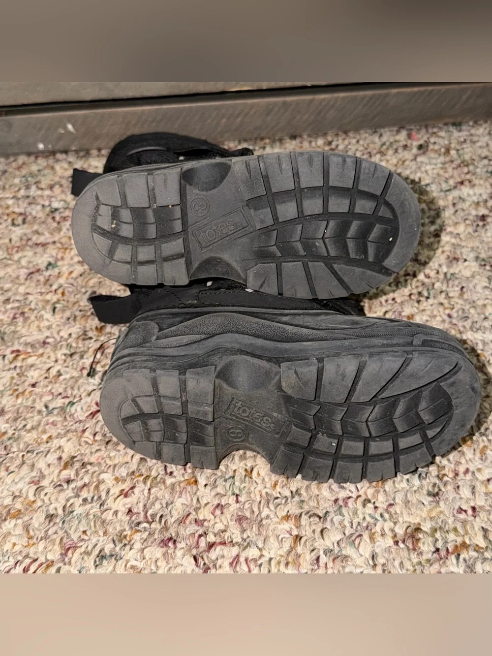 Kids boy toddler size 8 Black Insulated Snow Boots
